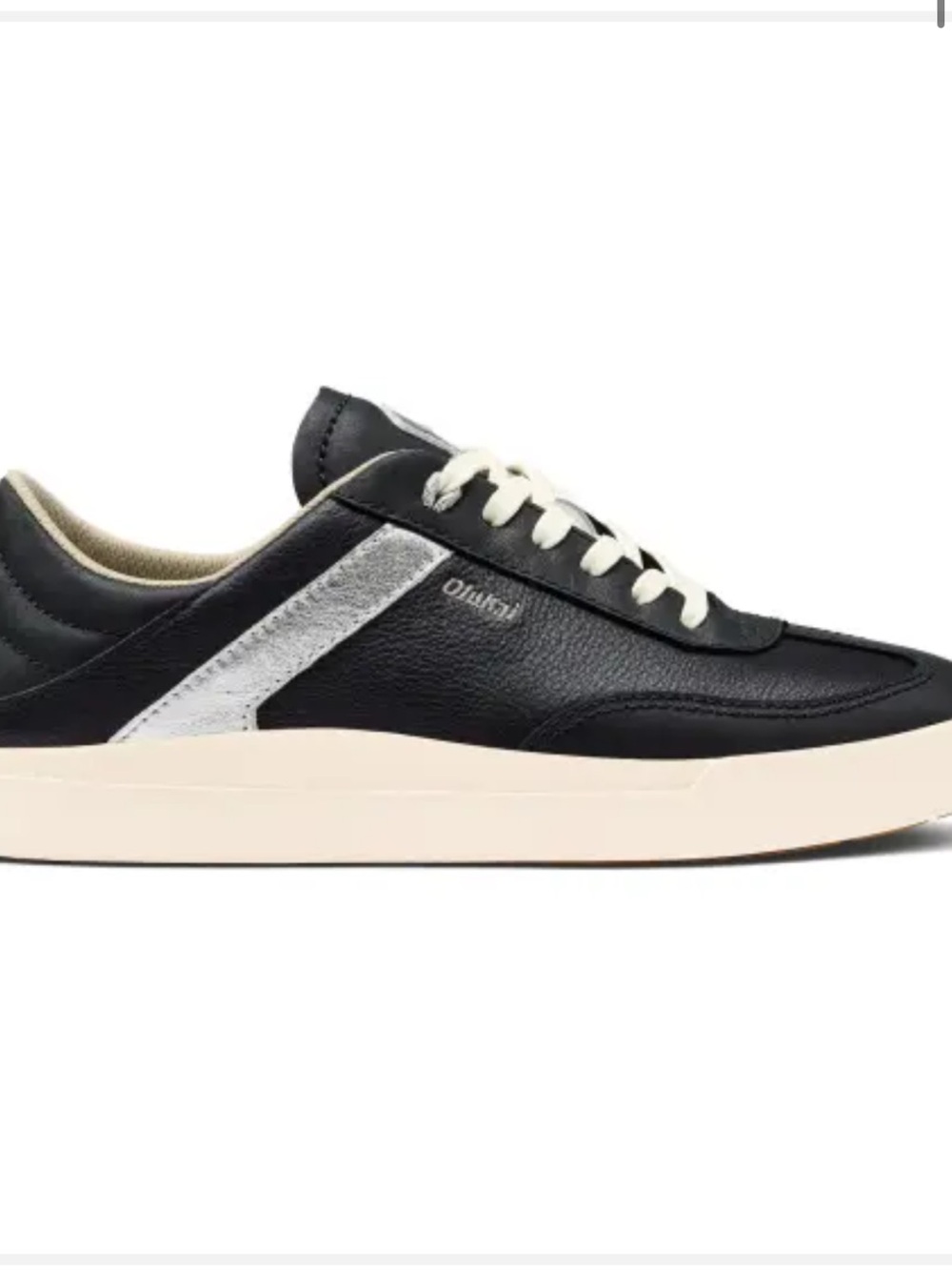 OluKai Womens Ha’upu‎ Black Leather Low-Top Sneaker size 9/EU 39